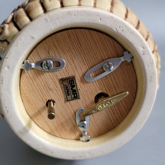 Vintage SMR Japan Ceramic Musical Decanter With Stopper & Knight Relief Design - Picture 3 of 6